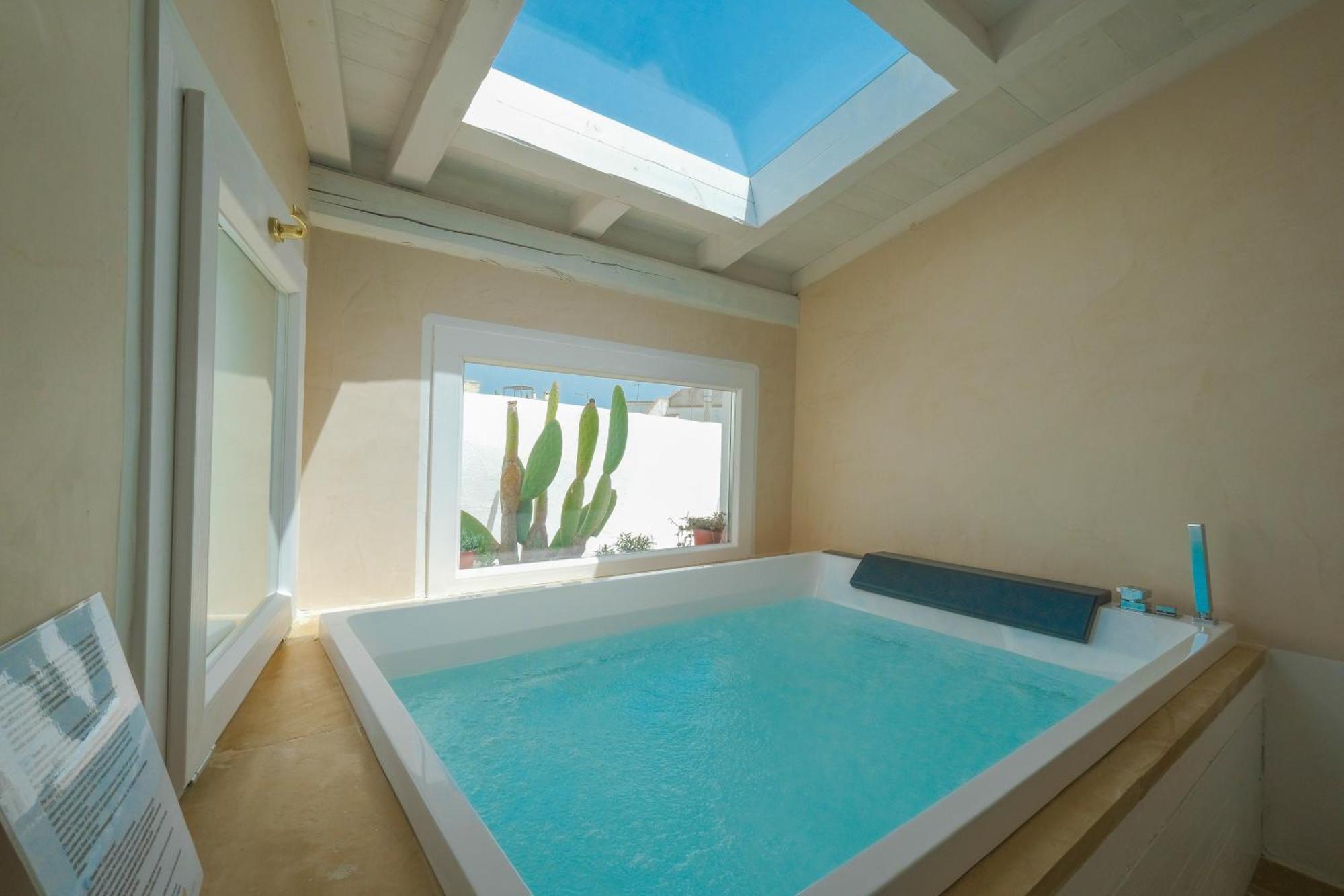 Pascaraymondo Suite Palace กัลลีโปลี ภายนอก รูปภาพ