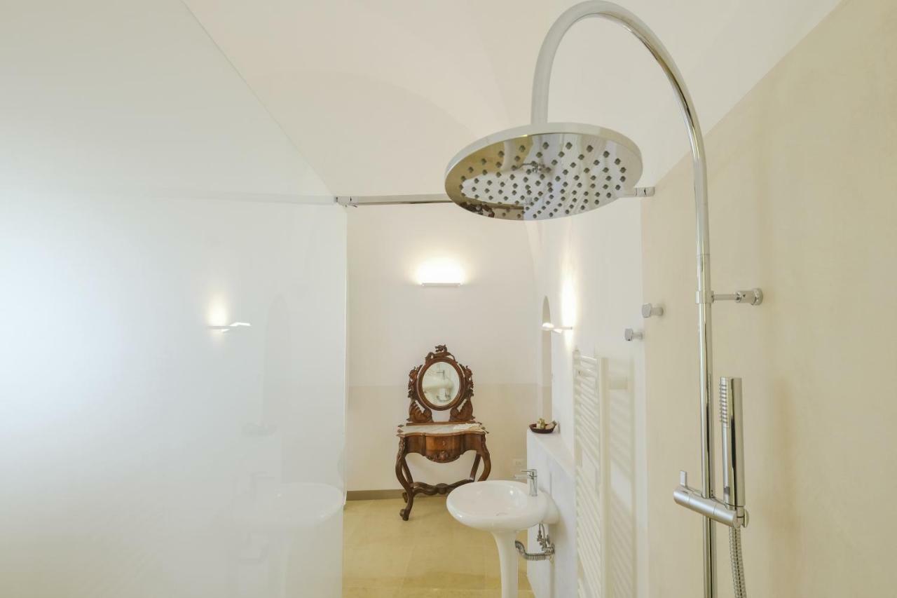 Pascaraymondo Suite Palace กัลลีโปลี ภายนอก รูปภาพ